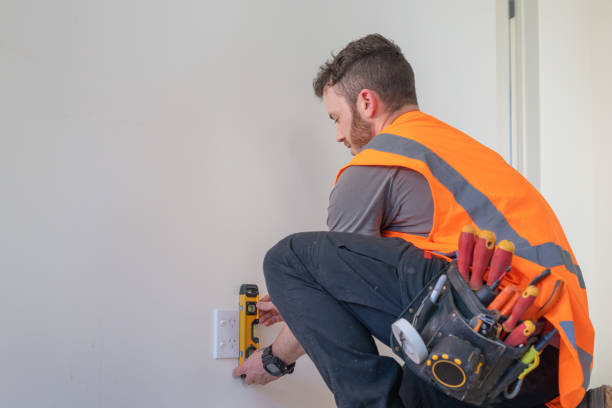 Best Emergency Electrical Repair  in Middle Island, NY